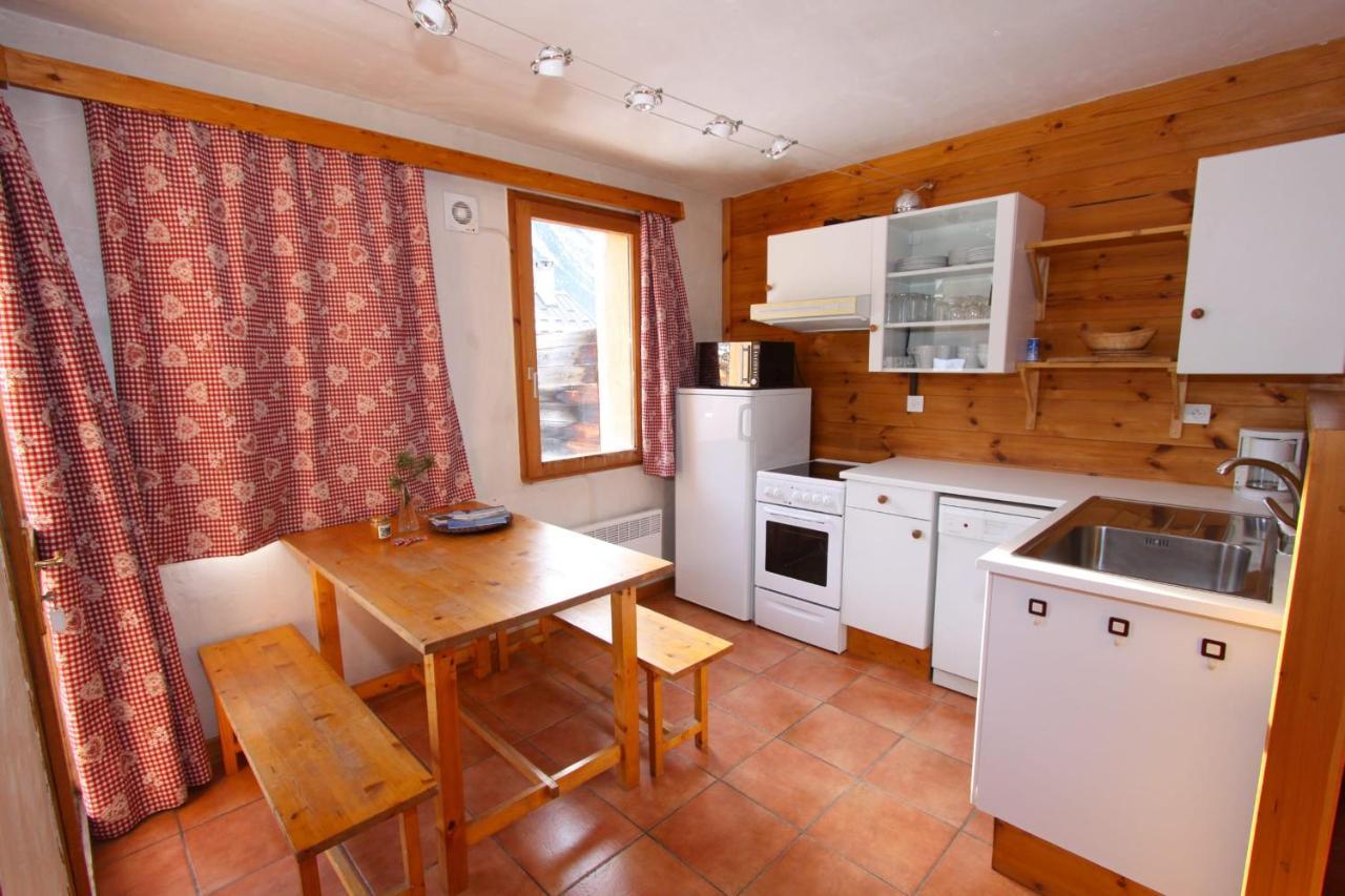 Le Leyrier Hameau Des Chazals Nevache Hautes Alpes Eksteriør billede